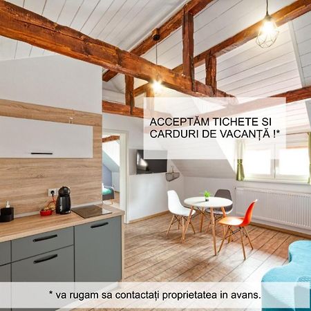 T House Apartment Sibiu Bagian luar foto