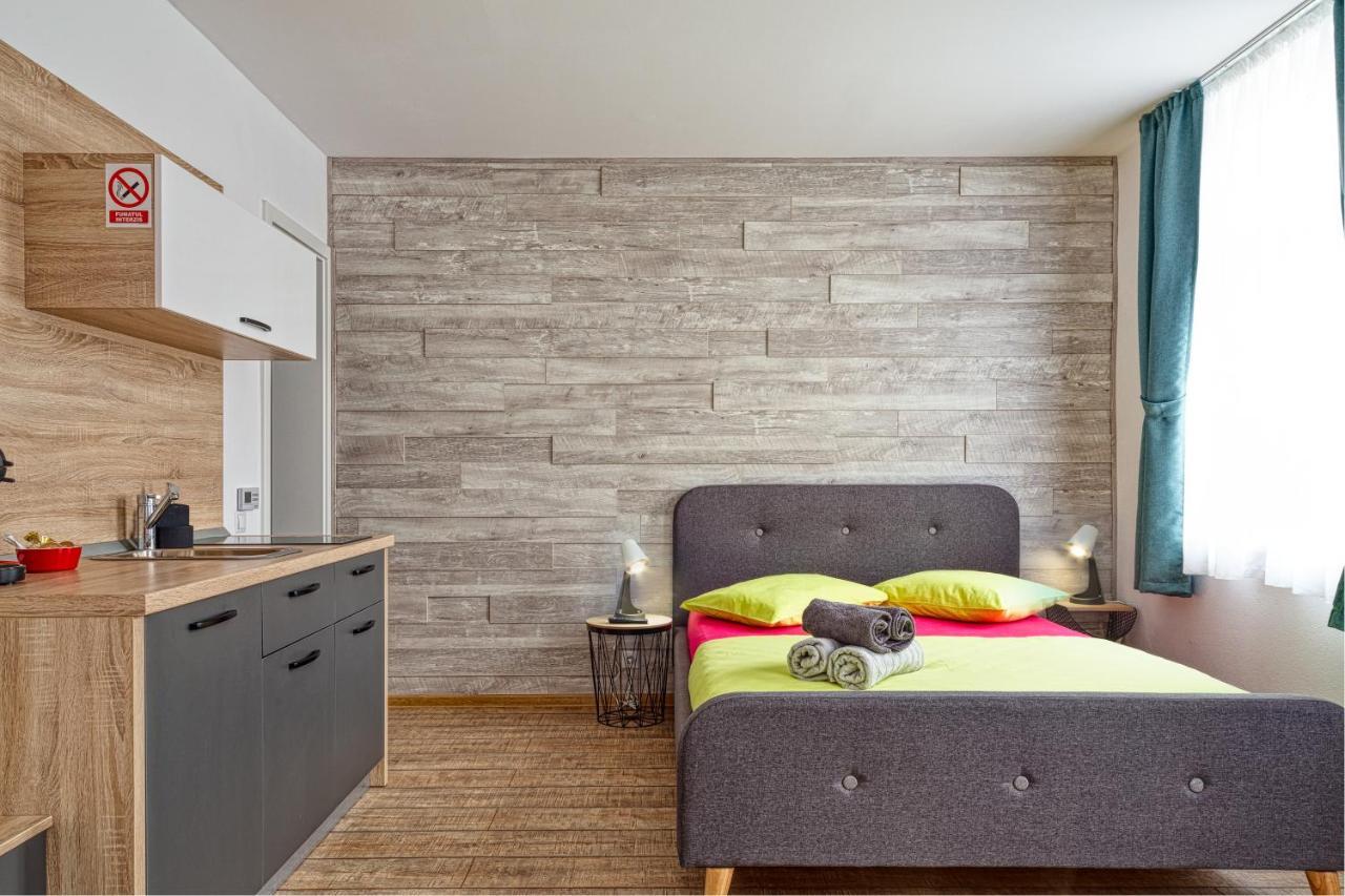 T House Apartment Sibiu Bagian luar foto