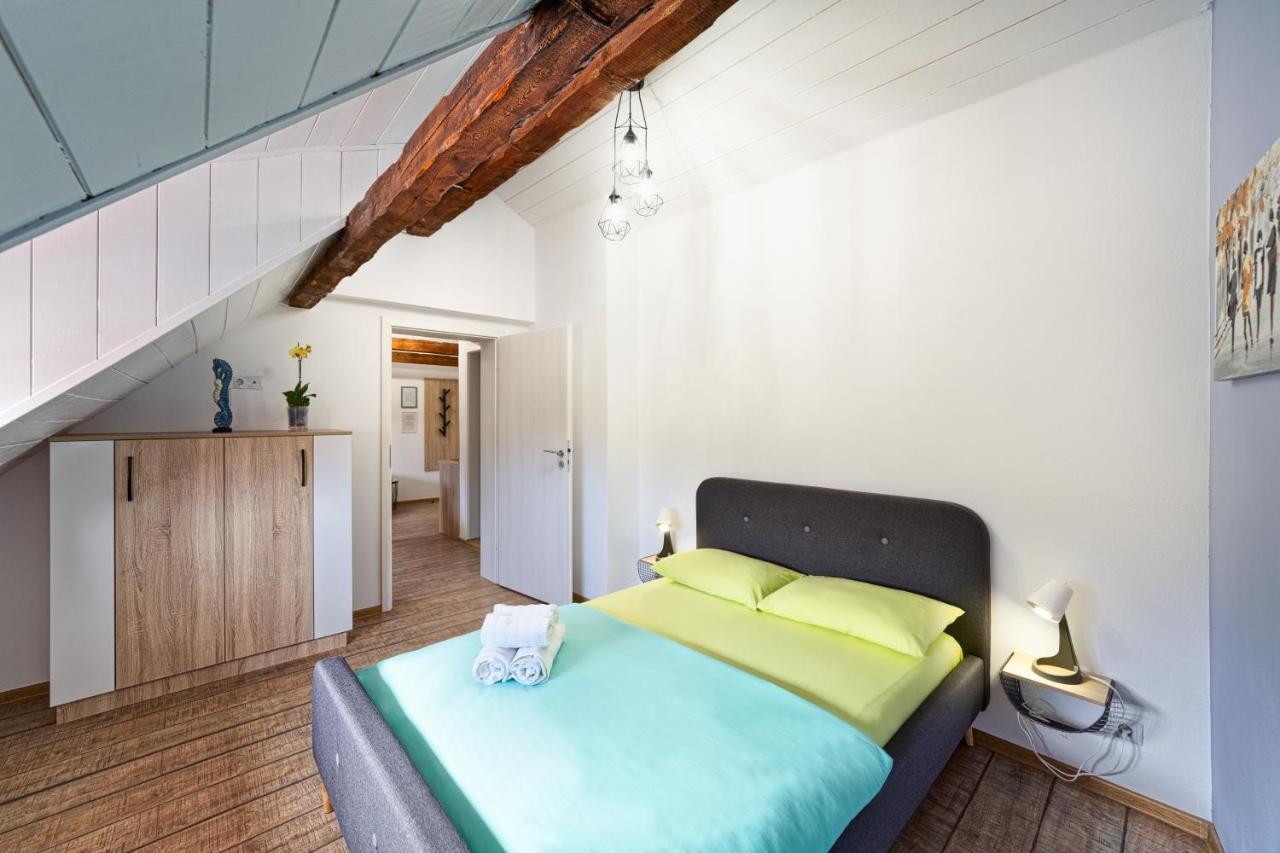T House Apartment Sibiu Bagian luar foto